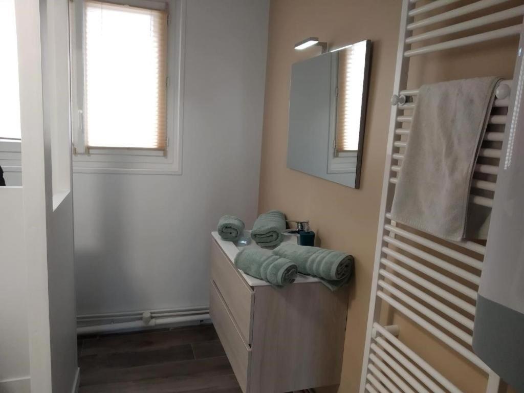 Grand Studio, Centre Ville Renove Et Lumineux Dieppe Exterior foto